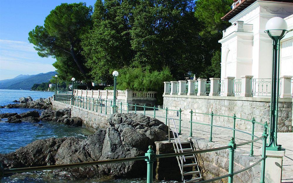 Hotel Opatija Bagian luar foto