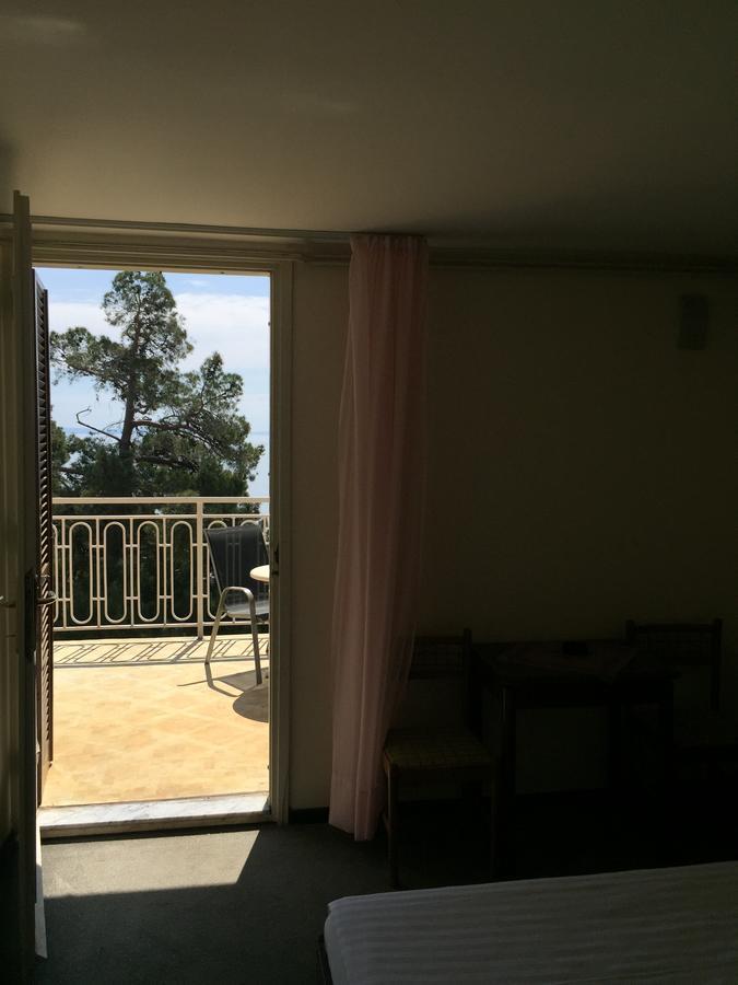 Hotel Opatija Bagian luar foto
