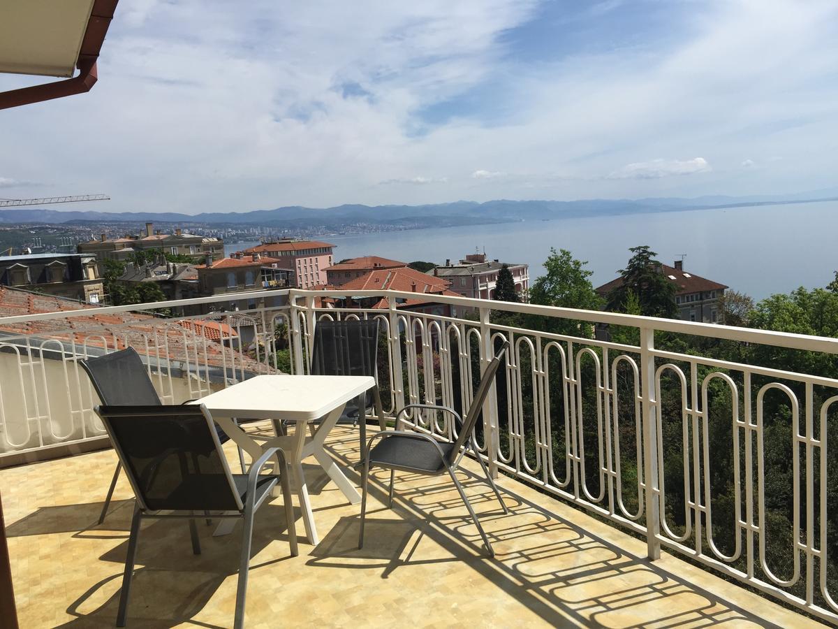 Hotel Opatija Bagian luar foto